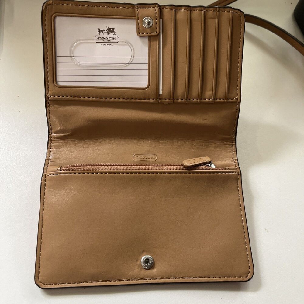 COACH Park  Colorblock Leather Dylan Wallet F49554 Navy/Red - Picture 6 of 11